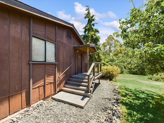 3122 St Louis Road, Arcata, CA 95521