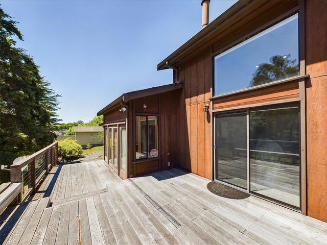 3122 St Louis Road, Arcata, CA 95521