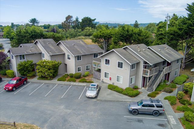 3122 St Louis Road, Arcata, CA 95521