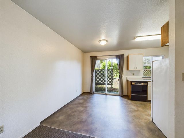 3122 St Louis Road, Arcata, CA 95521