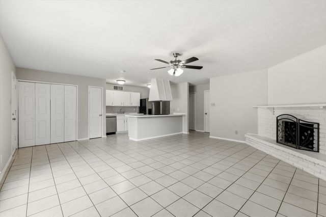 7323 Ashcrest Lane, Dallas, TX 75249