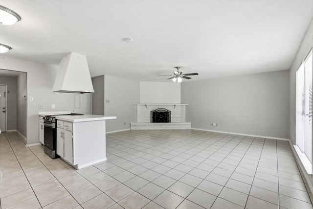 7323 Ashcrest Lane, Dallas, TX 75249