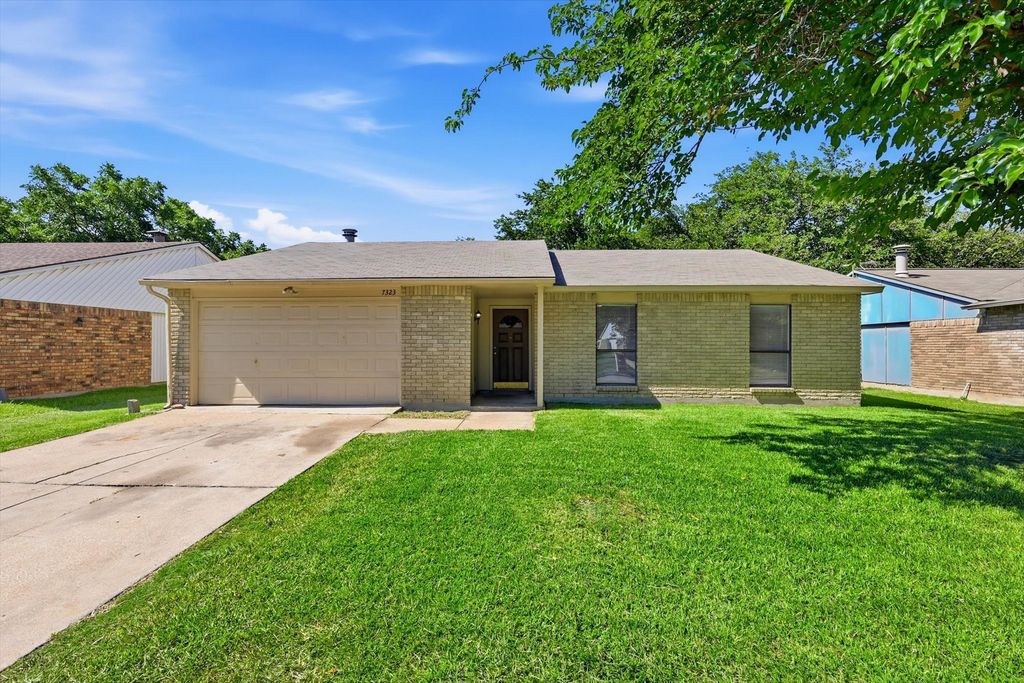 7323 Ashcrest Lane, Dallas, TX 75249