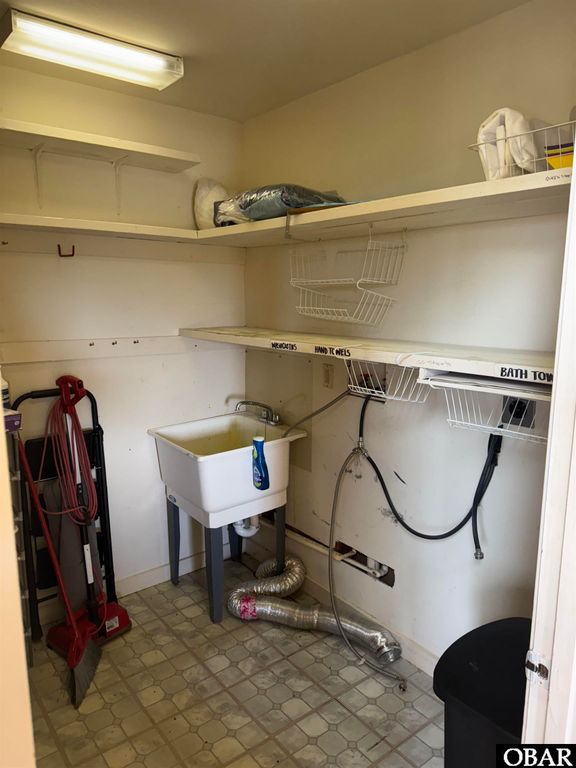 Image 14 of property listing at 1021 Irvin Garrish Highway Lot#6, Ocracoke, NC 27960