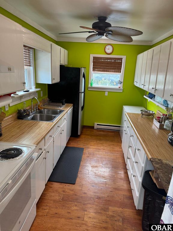 Image 17 of property listing at 1021 Irvin Garrish Highway Lot#6, Ocracoke, NC 27960