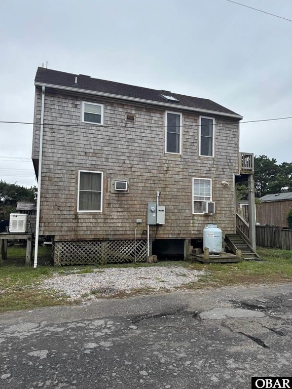 Image 3 of property listing at 1021 Irvin Garrish Highway Lot#6, Ocracoke, NC 27960