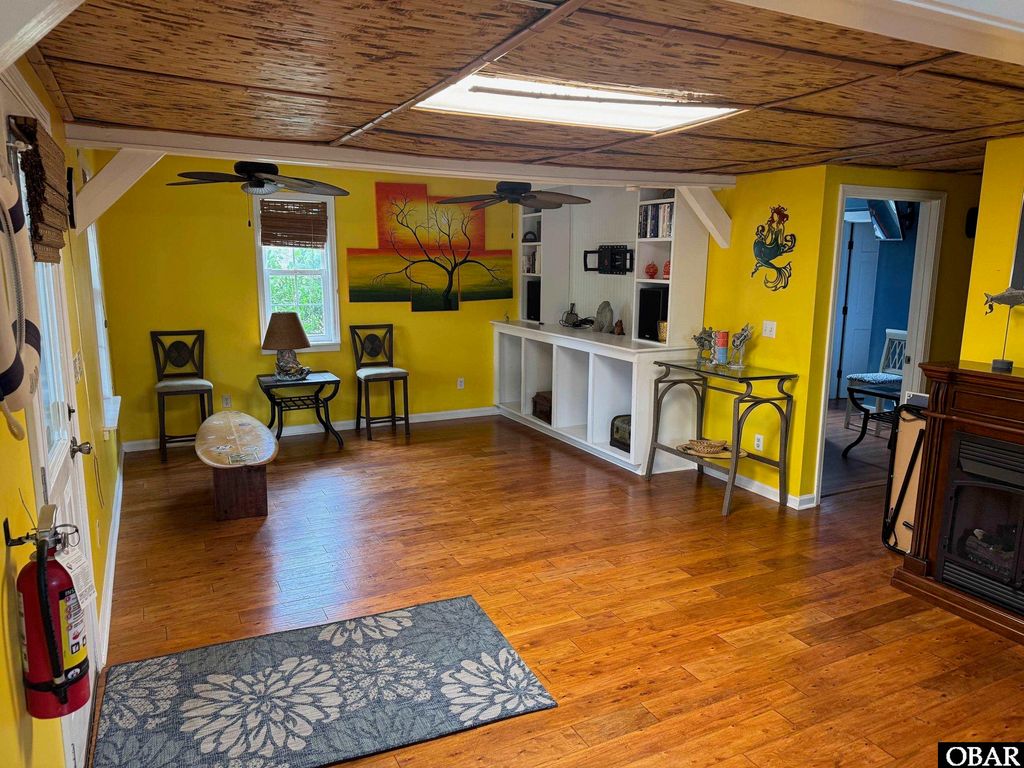 Image 6 of property listing at 1021 Irvin Garrish Highway Lot#6, Ocracoke, NC 27960