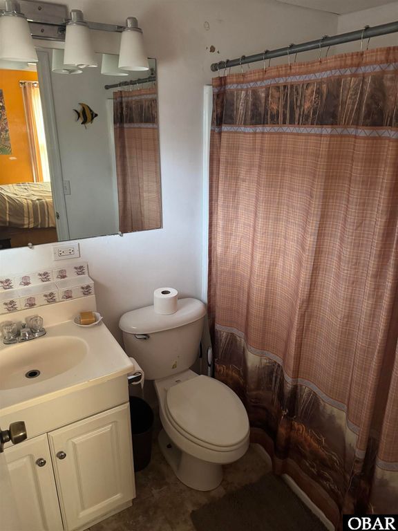 Image 10 of property listing at 1021 Irvin Garrish Highway Lot#6, Ocracoke, NC 27960