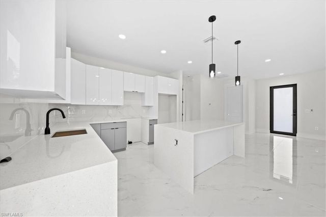 373 Selkirk AVE, Lehigh Acres, FL 33974