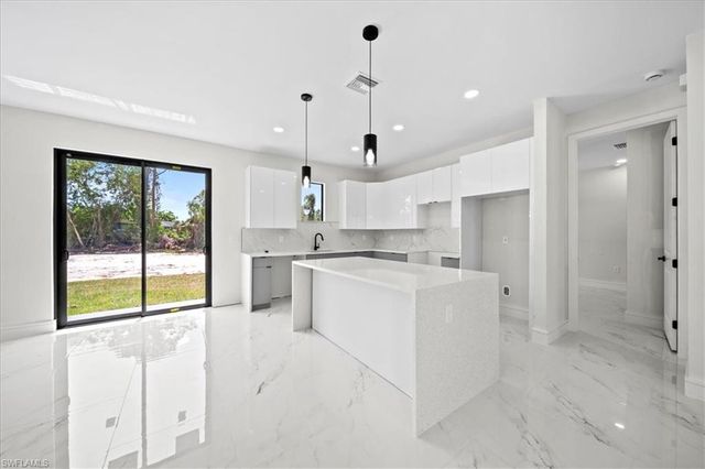 373 Selkirk AVE, Lehigh Acres, FL 33974