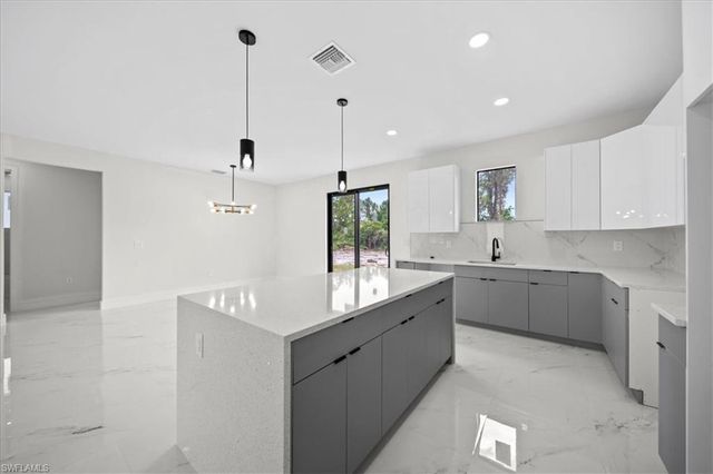 373 Selkirk AVE, Lehigh Acres, FL 33974