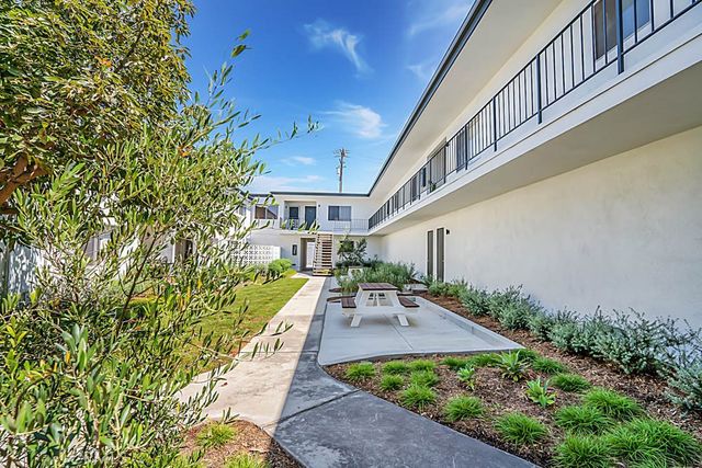 2830 W 235th Street, Torrance, CA 90505