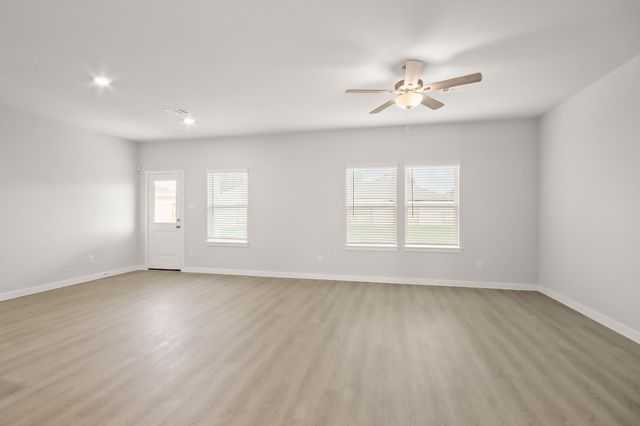 513 Wax Myrtle Way, Hockley, TX 77447
