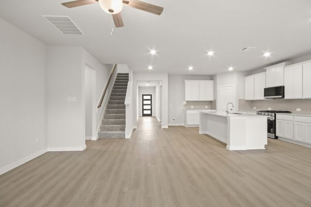513 Wax Myrtle Way, Hockley, TX 77447