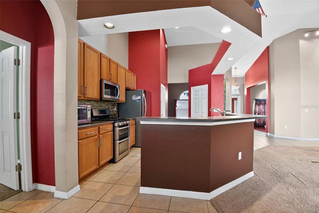 101 OAK HAVEN CIRCLE, Deland, FL 32720