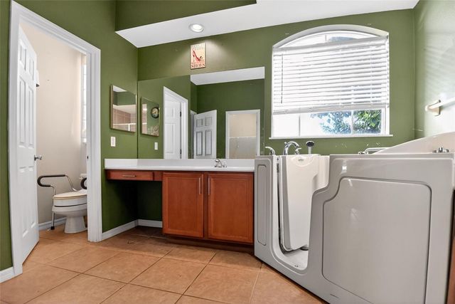 101 OAK HAVEN CIRCLE, Deland, FL 32720