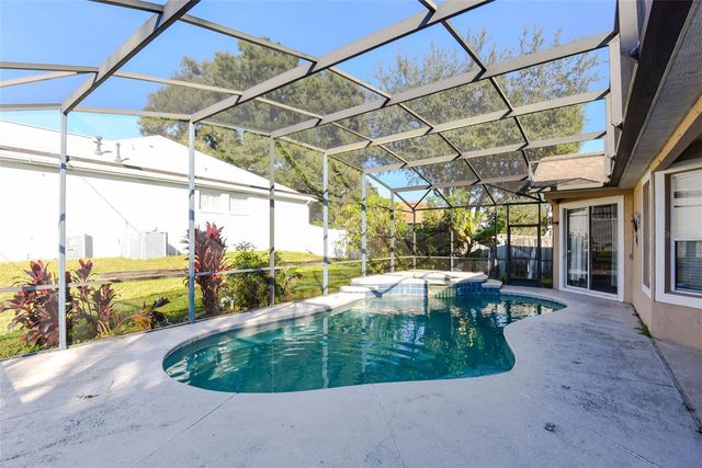 101 OAK HAVEN CIRCLE, Deland, FL 32720