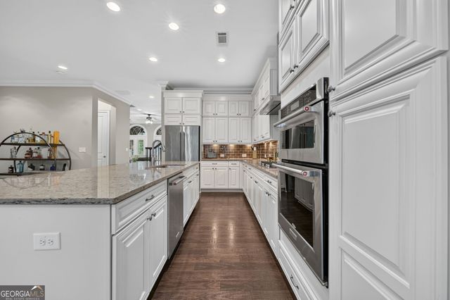 5042 Merton Lane, Marietta, GA 30068