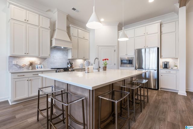 5889 HEATHER WAY, Hoover, AL 35244