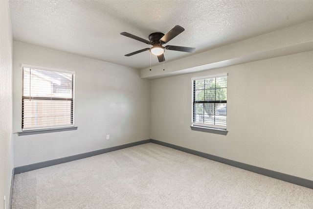 239 Halsey Street, Dallas, TX 75224