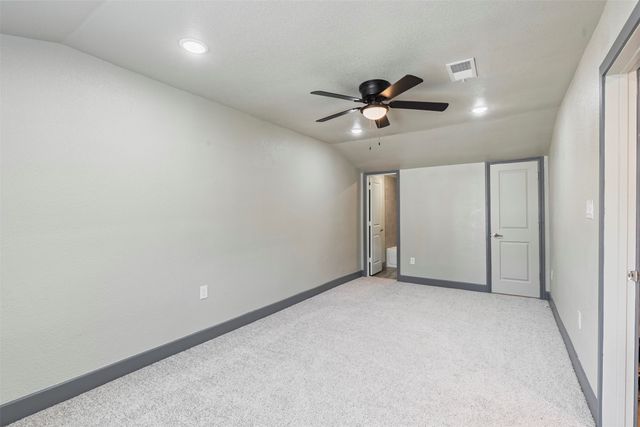 239 Halsey Street, Dallas, TX 75224