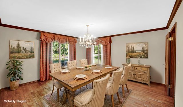 2208 Wynnewood Drive, Valparaiso, IN 46385