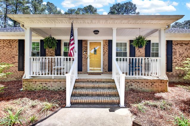 1904 Pinemont Circle, Goldsboro, NC 27534