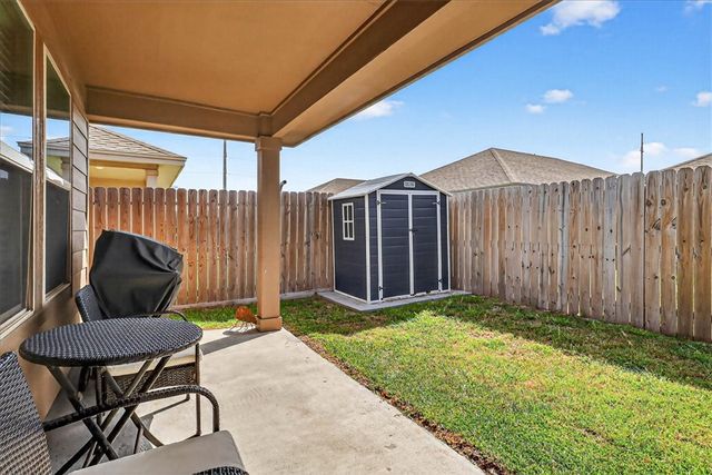 2322 Sky Crest Dr, Corpus Christi, TX 78418