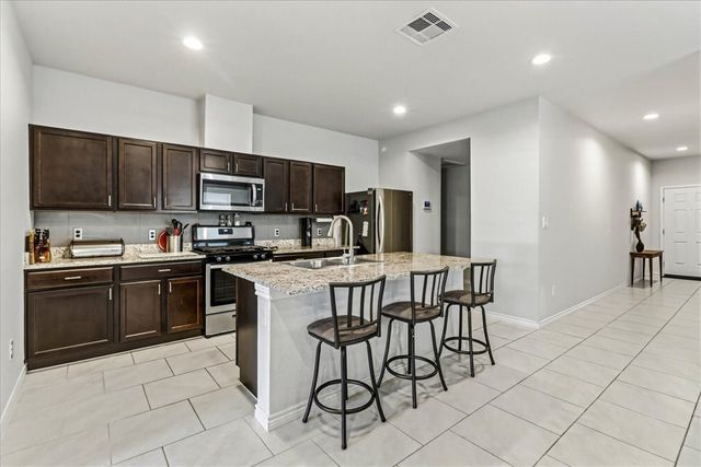 2322 Sky Crest Dr, Corpus Christi, TX 78418