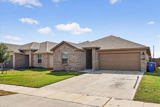 2322 Sky Crest Dr, Corpus Christi, TX 78418
