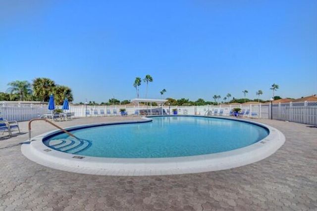 14820 Wildflower Lane, Delray Beach, FL 33446
