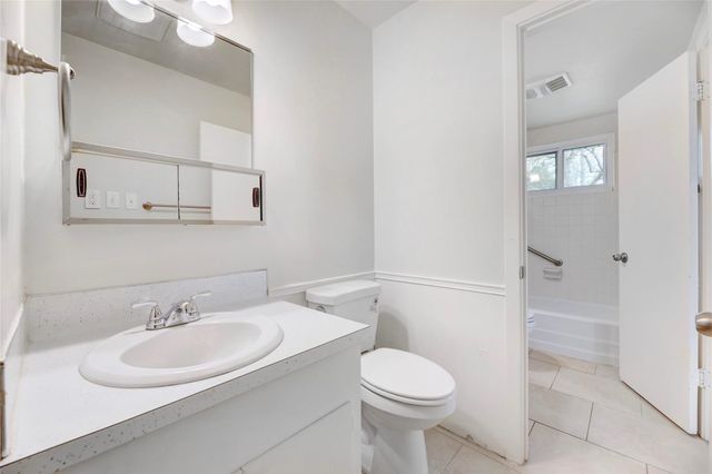 2713 Friar Tuck LN, Austin, TX 78704