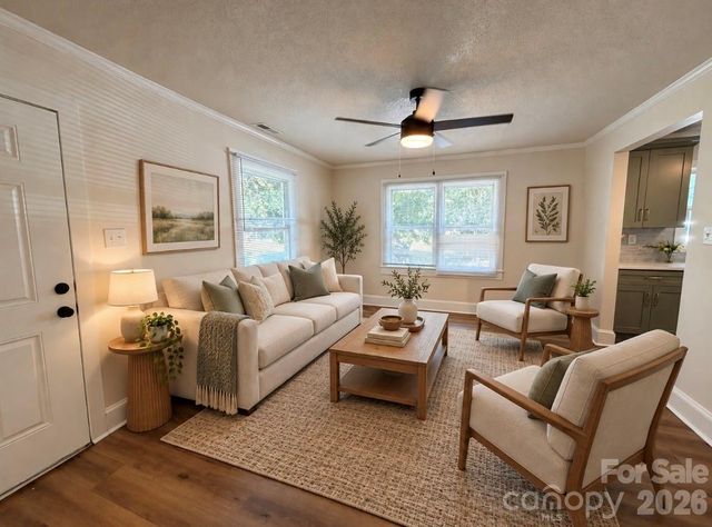 609 Durham Avenue, Statesville, NC 28677