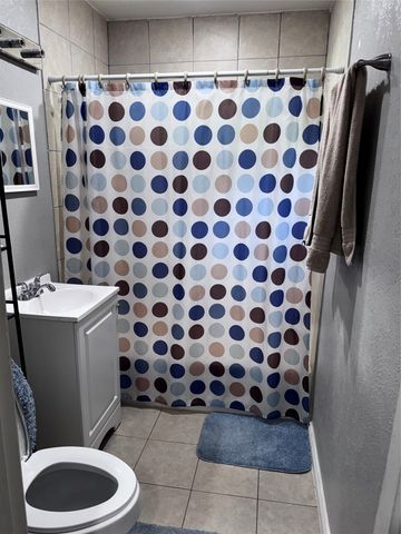 2906 W 9th Street, Dallas, TX 75211