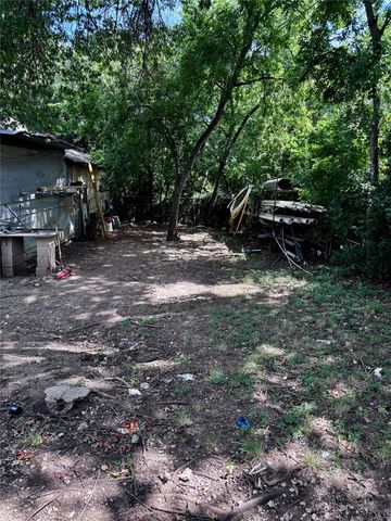 2906 W 9th Street, Dallas, TX 75211