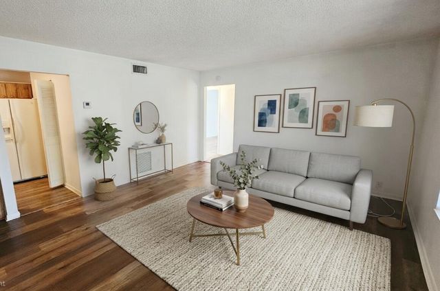 4807 SABLE PINE Circle B1, West Palm Beach, FL 33417