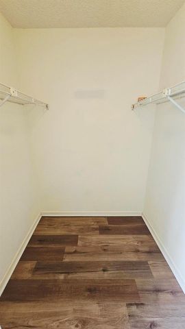 4807 SABLE PINE Circle B1, West Palm Beach, FL 33417