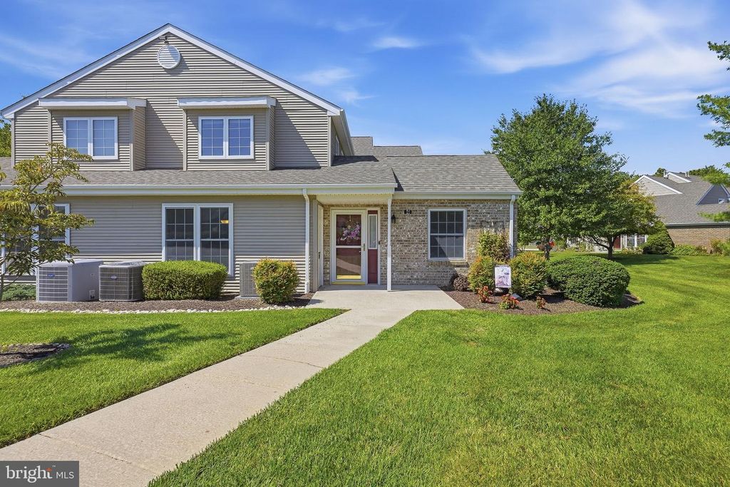 4 COLEFAX CT, WILMINGTON, DE 19804 — exterior