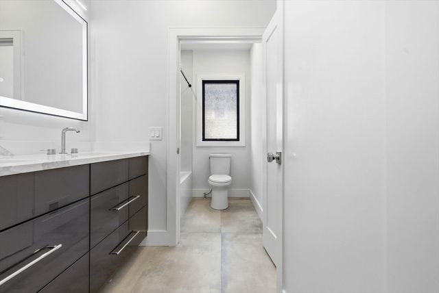 25 Bentley 1, Boston, MA 02135