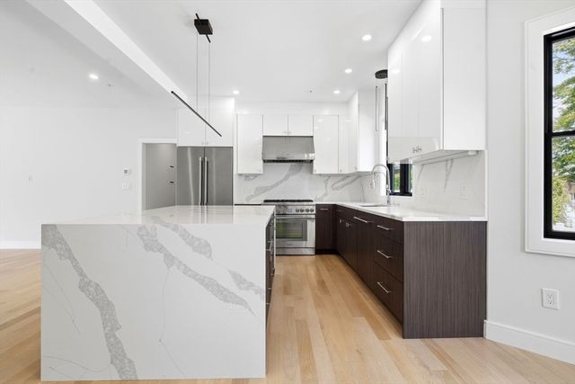 25 Bentley 1, Boston, MA 02135