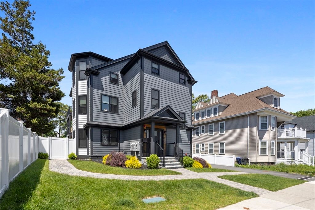 25 Bentley 1, Boston, MA 02135