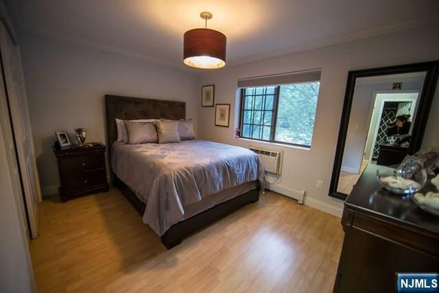 917 Thoreau Court, Mahwah, NJ 07430