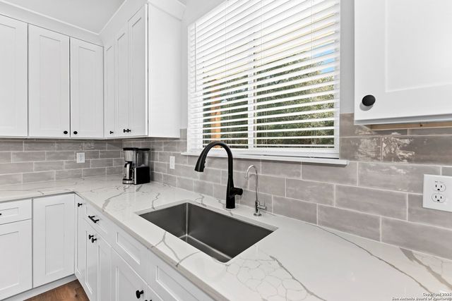 101 Saddle Mountain, Boerne, TX 78006
