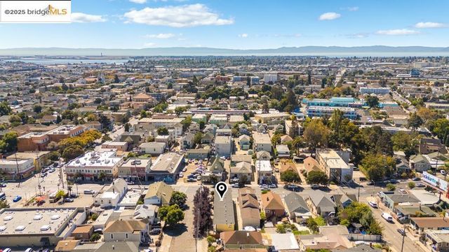 2011 Rutherford, Oakland, CA 94601