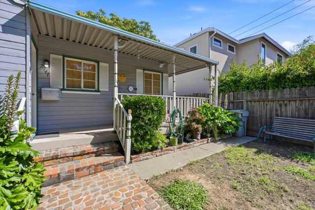 2747 2nd Ave, Sacramento, CA 95818