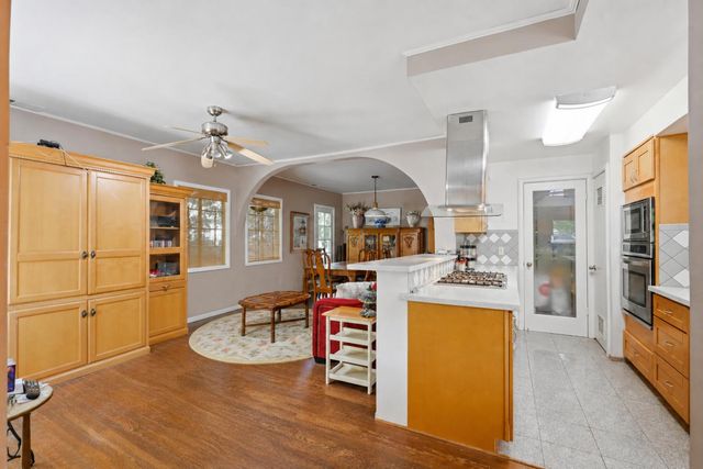 2747 2nd Ave, Sacramento, CA 95818
