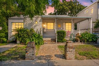 2747 2nd Ave, Sacramento, CA 95818