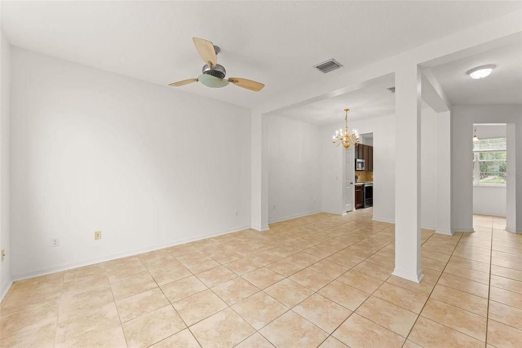 Image 13 of property listing at 8744 DANFORTH DRIVE, Windermere, FL 34786