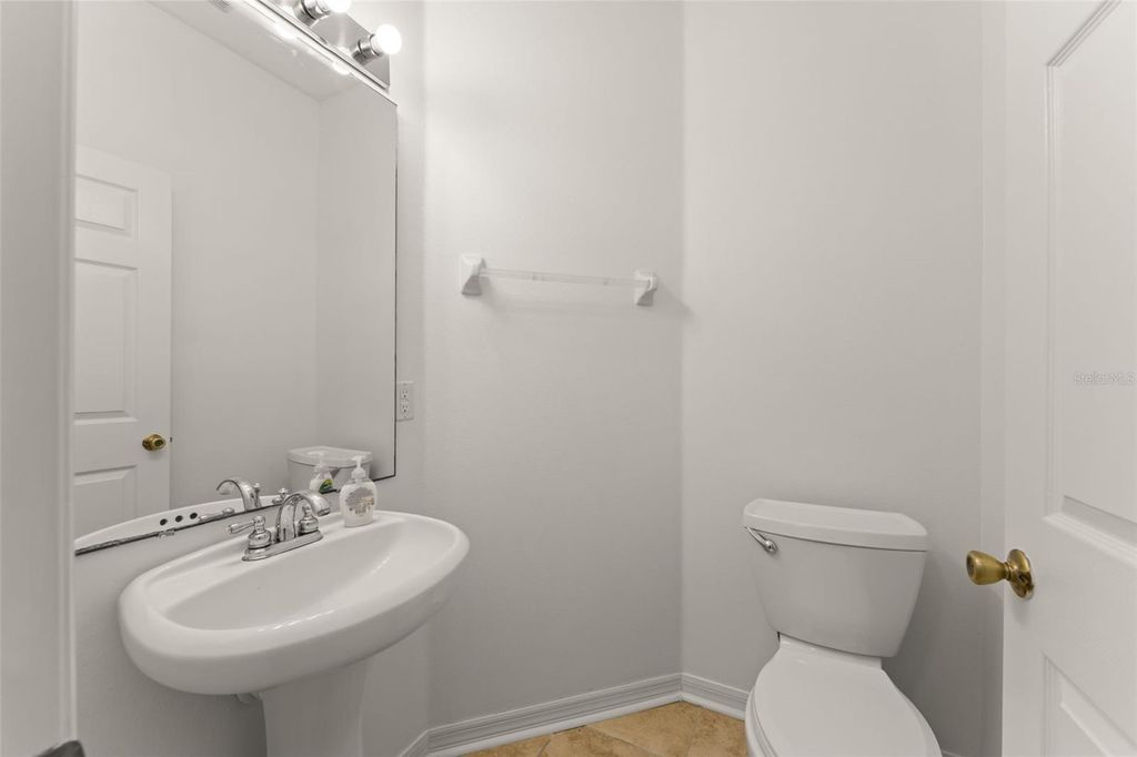 Image 15 of property listing at 8744 DANFORTH DRIVE, Windermere, FL 34786