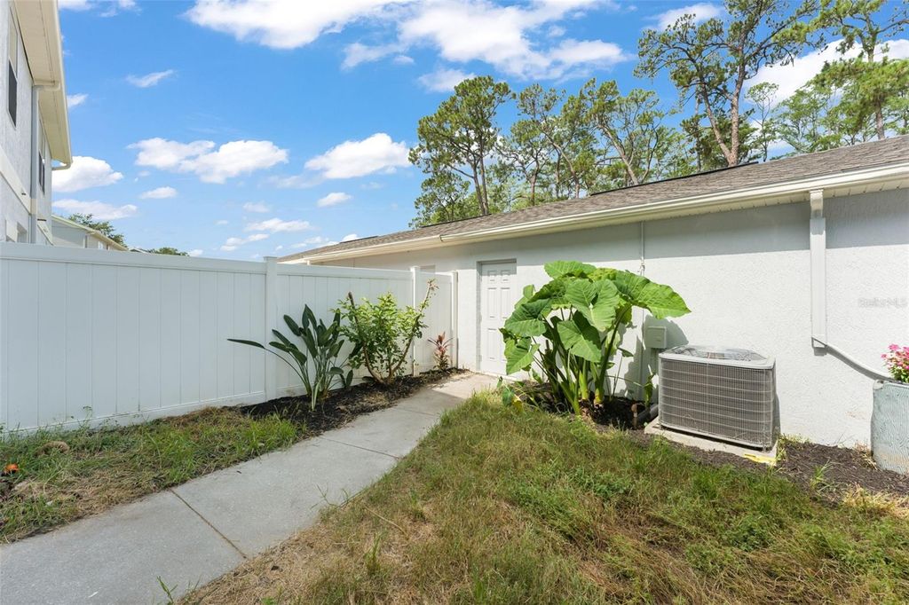 Image 29 of property listing at 8744 DANFORTH DRIVE, Windermere, FL 34786